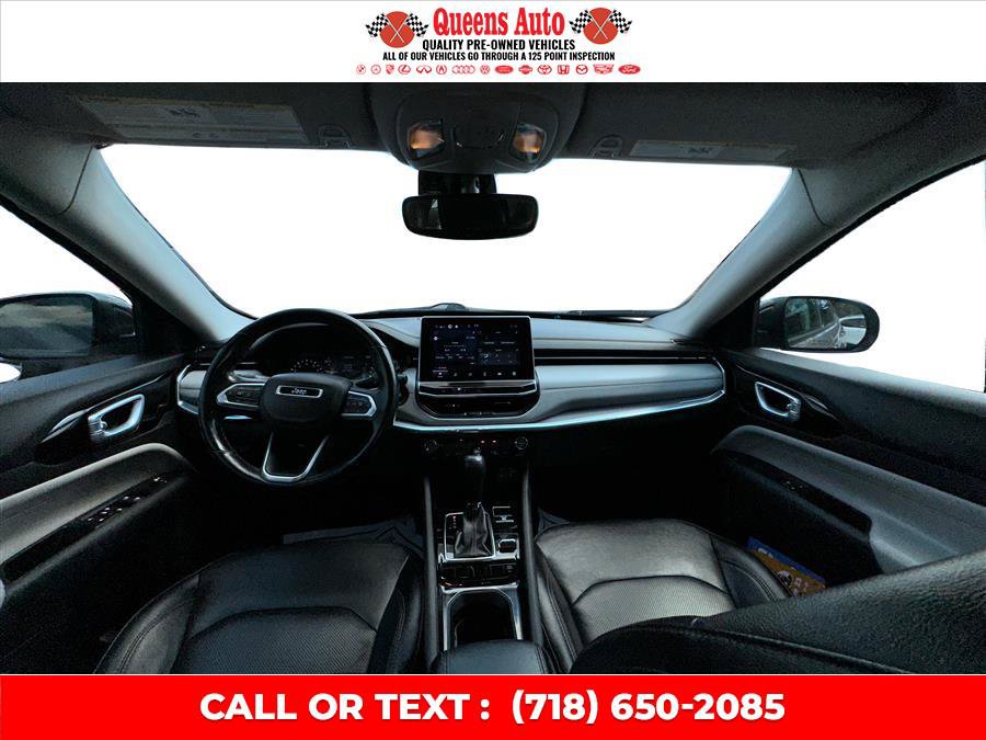 Used 2022 Jeep Compass Limited AWD/4WD image 25