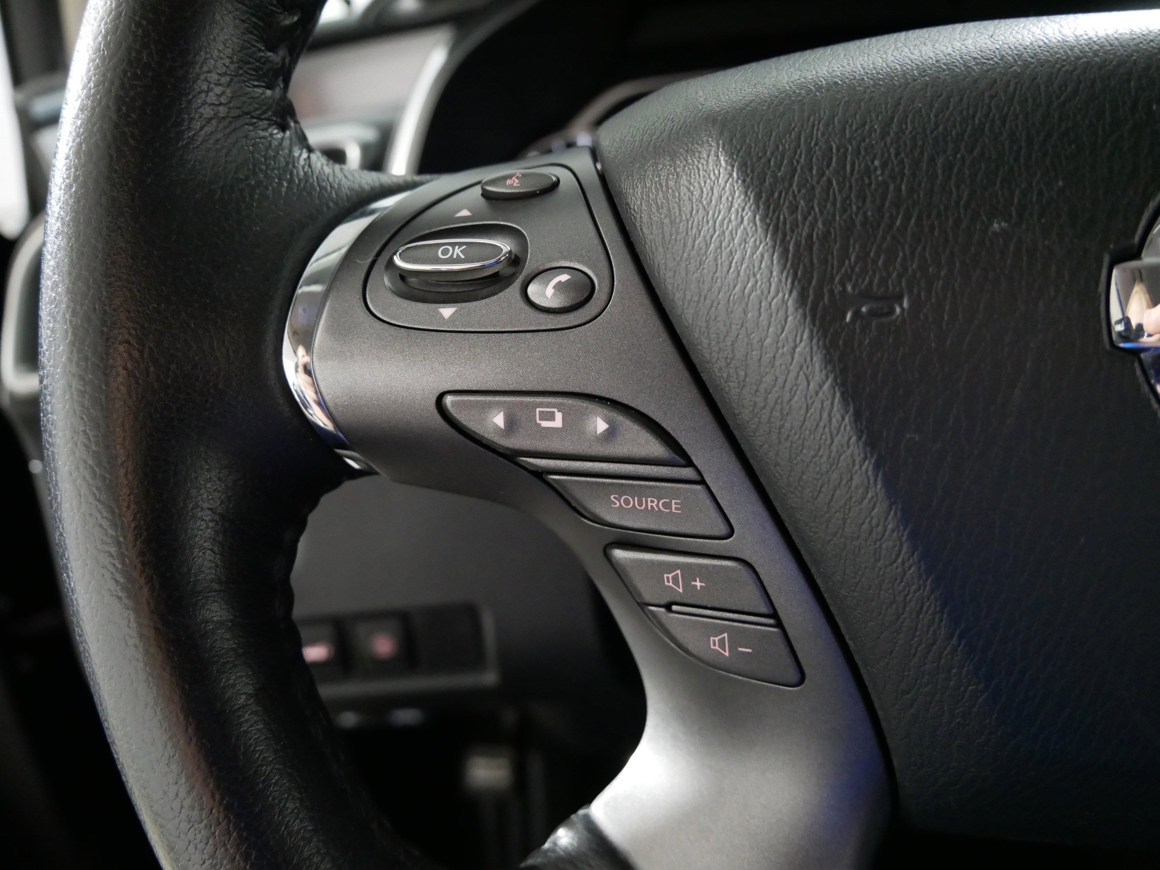 Used 2021 Nissan Murano SL image 27