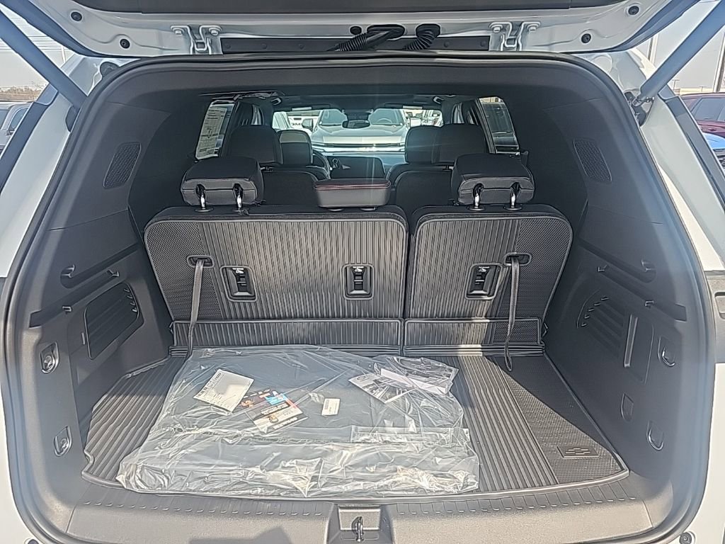 New 2026 Chevrolet Traverse Z71 image 11