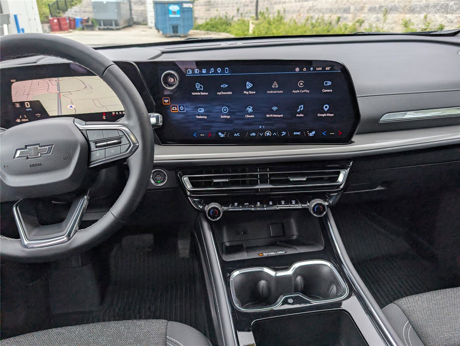 Used 2026 Chevrolet Traverse LT w/ Midnight/Sport Edition FWD image 19