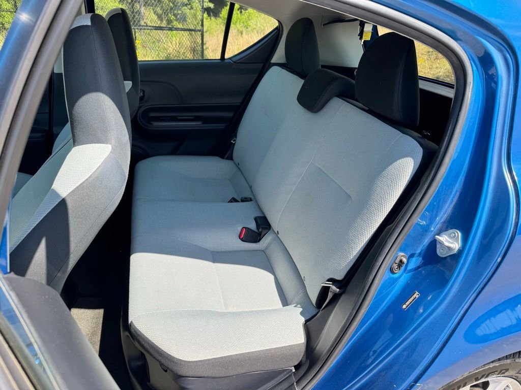 Used 2017 Toyota Prius C One image 18