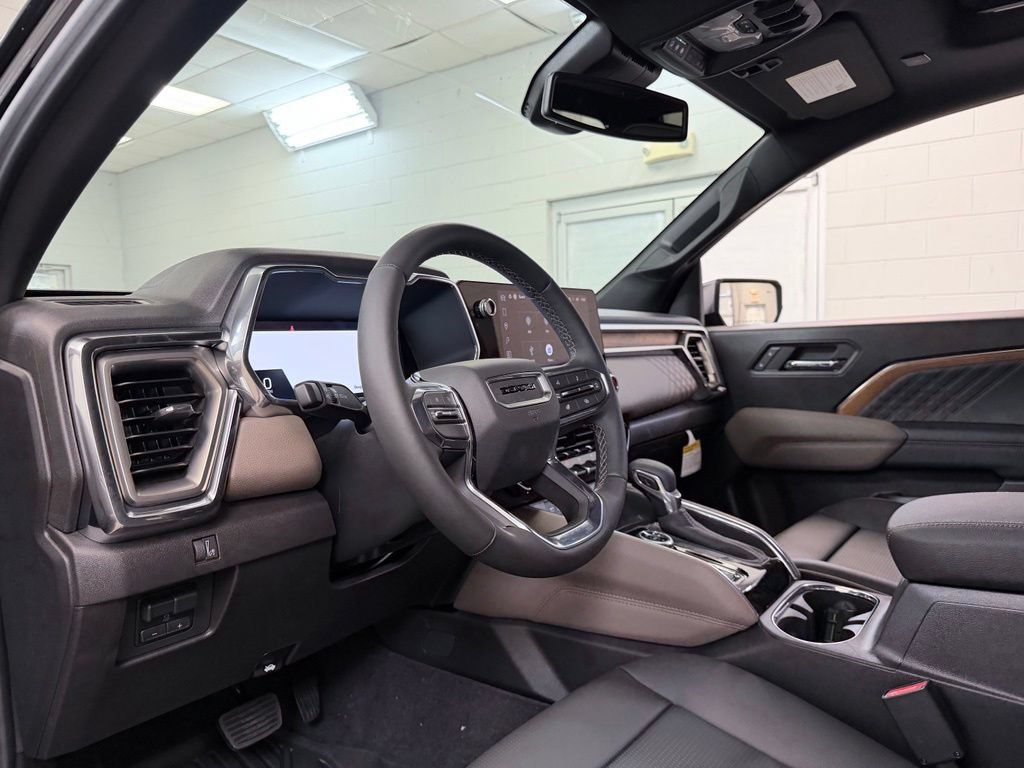 New 2026 GMC Canyon Denali w/ LPO, Denali Black Edition AWD/4WD image 15