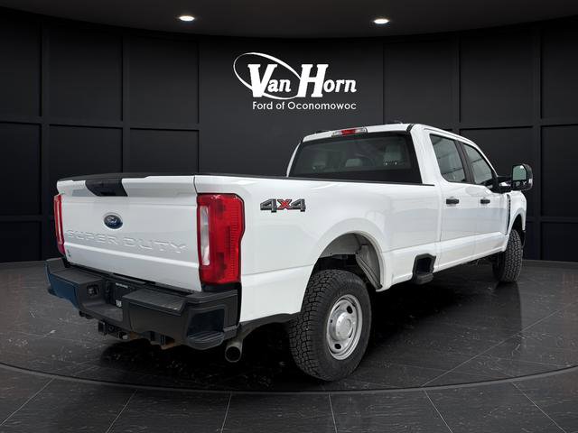 Used 2023 Ford F250 XL image 3