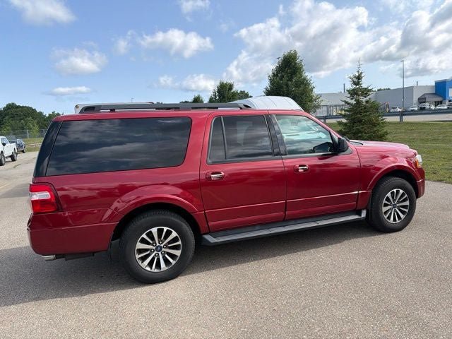 Used 2017 Ford Expedition EL XLT AWD/4WD image 4