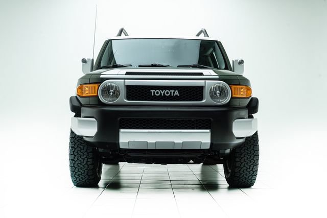 Used 2014 Toyota FJ Cruiser 4WD w/ Upgrade Package image 6