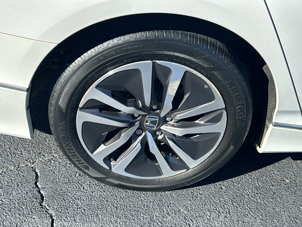 Used 2019 Honda Accord EX-L image 32