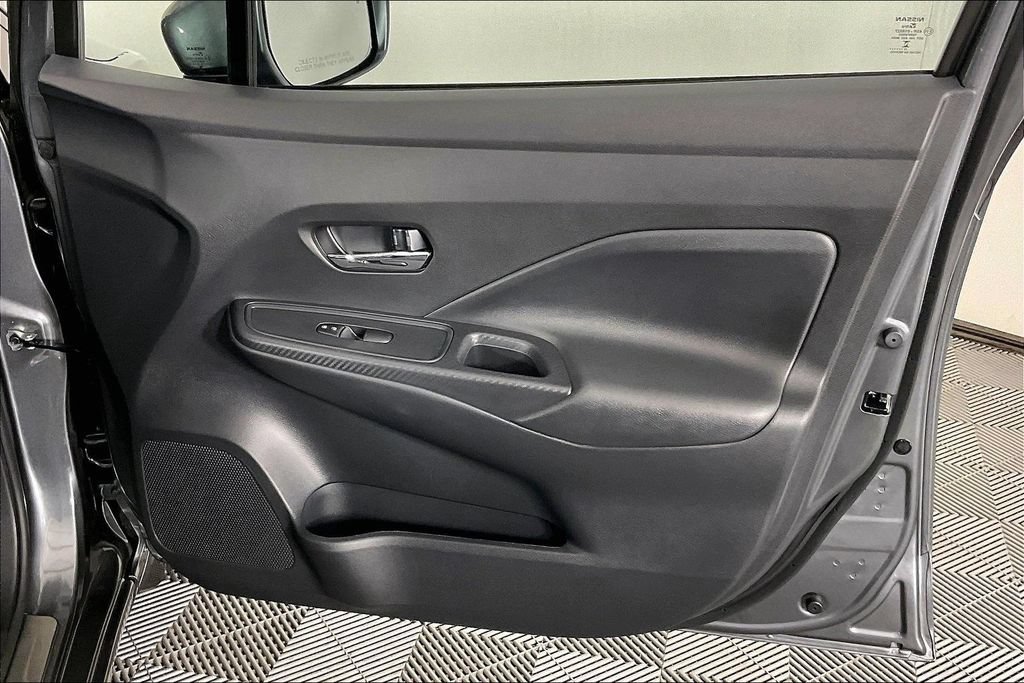 Used 2025 Nissan Versa SV w/ Trunk Package FWD image 21