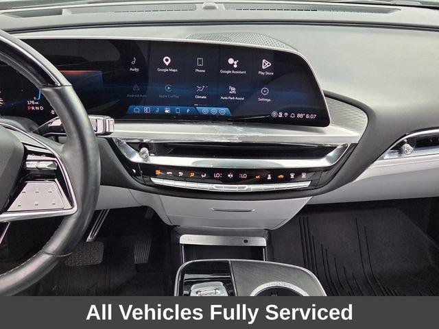 Used 2023 Cadillac Lyriq 2WD image 17