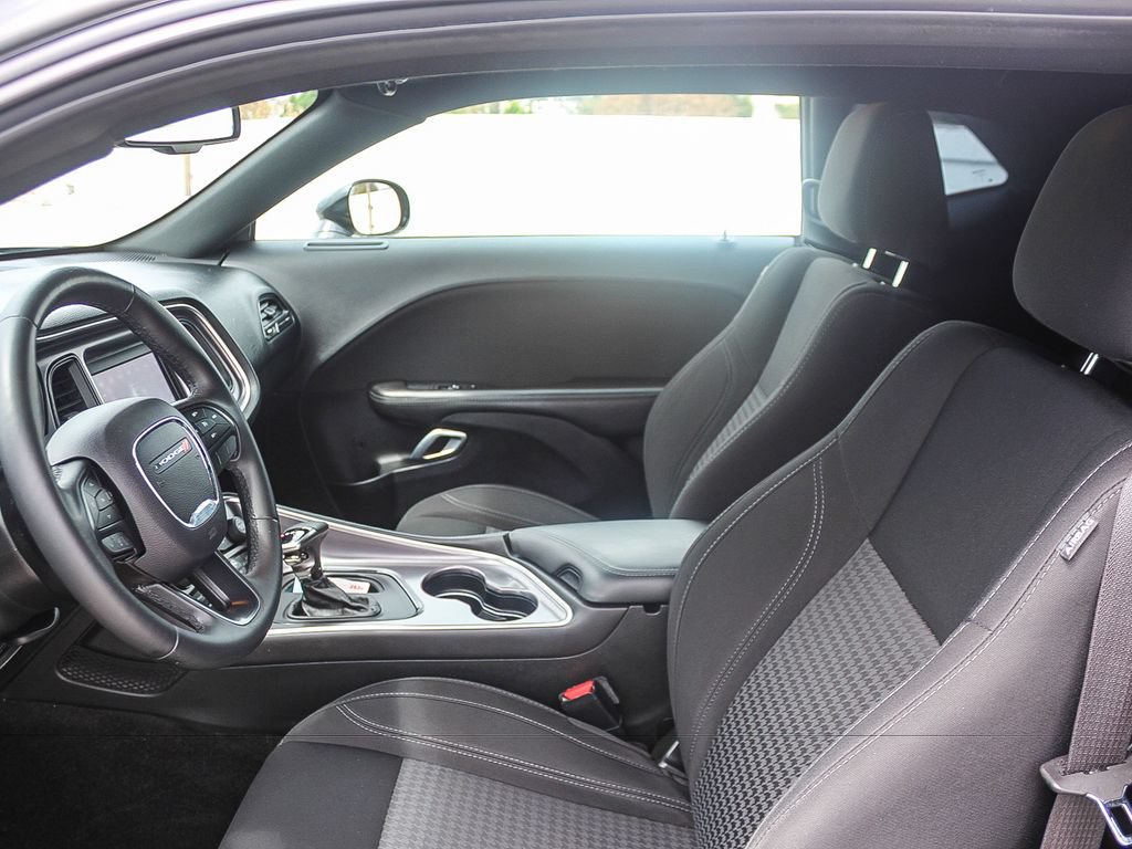 Used 2019 Dodge Challenger SXT RWD image 16