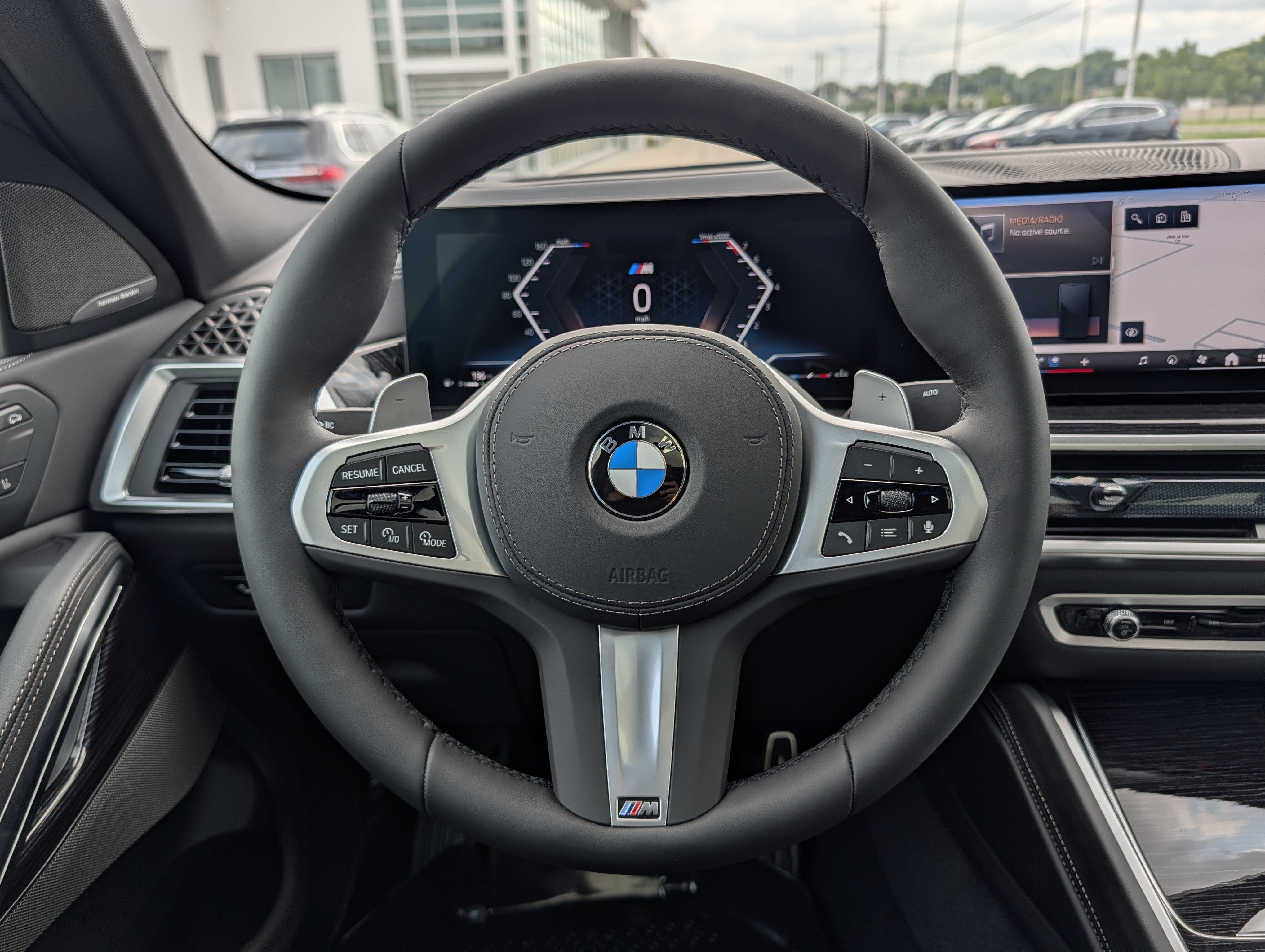 New 2027 BMW X6 xDrive40i AWD/4WD image 9