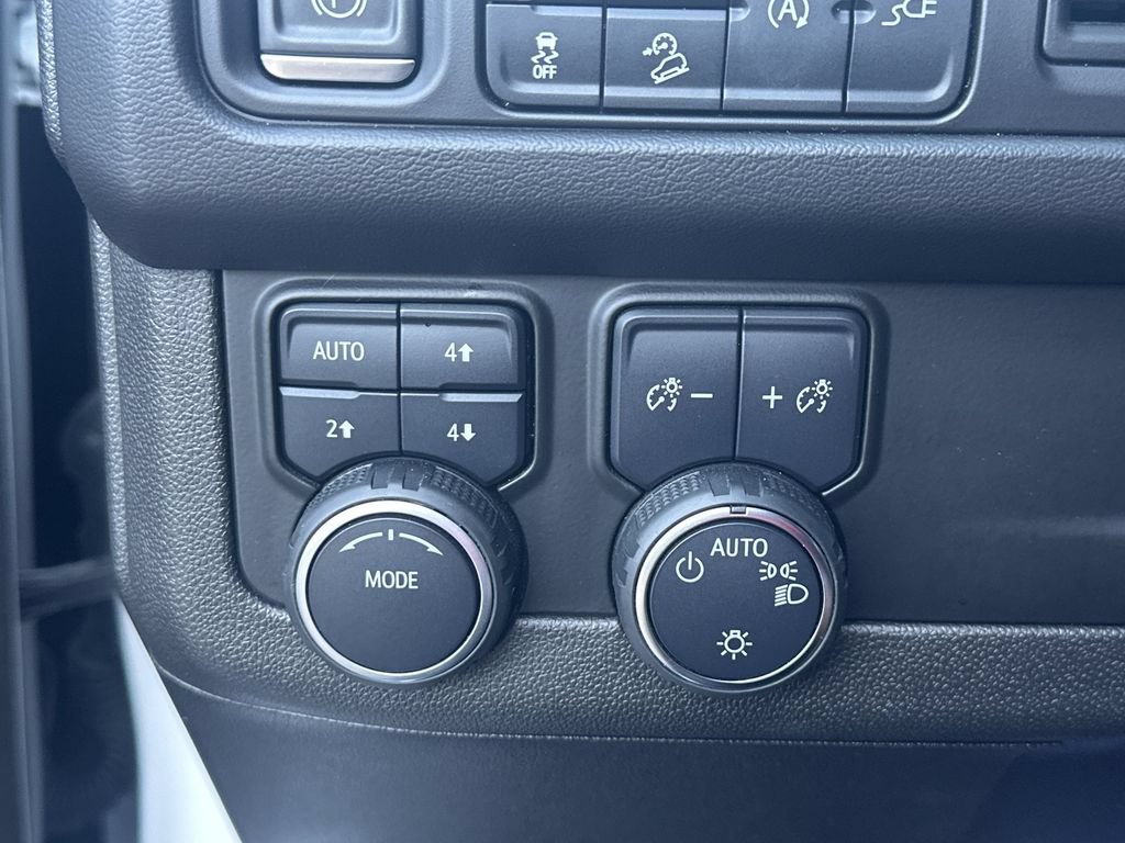 Used 2022 Chevrolet Tahoe Z71 AWD/4WD image 29