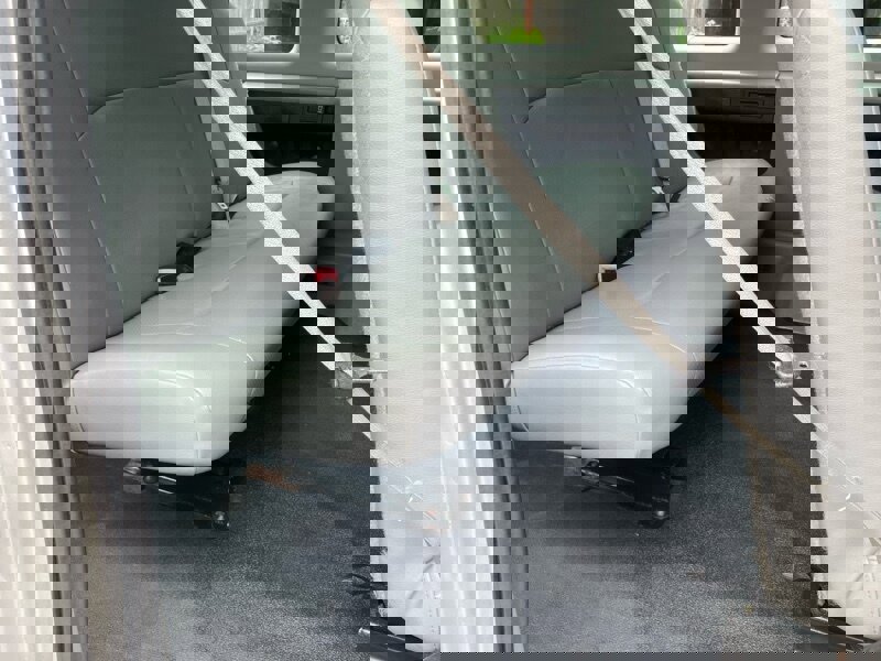 Used 2010 Ford E-350 and Econoline 350 XL image 15