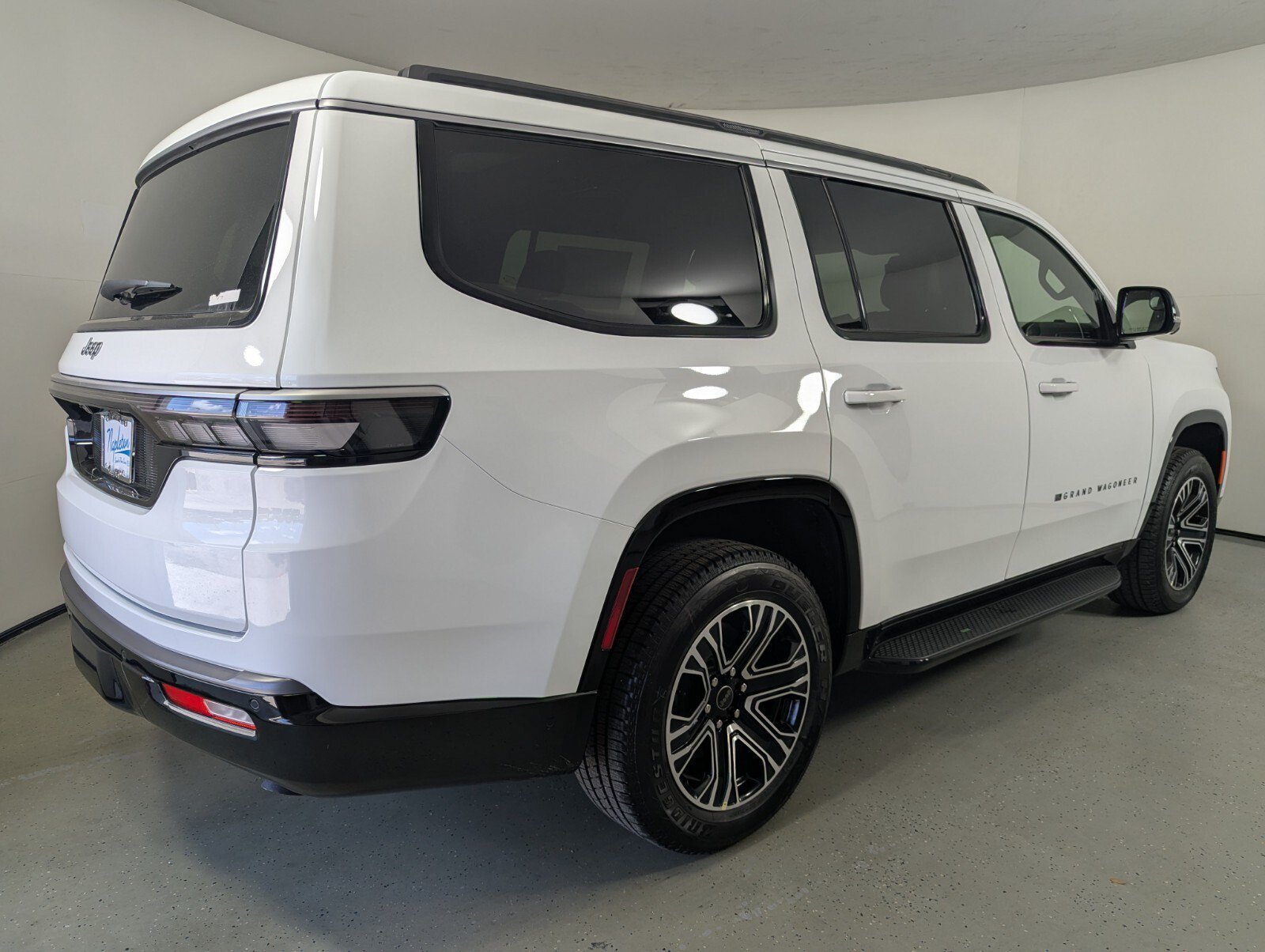 New 2026 Jeep Grand Wagoneer 2WD w/ Premium Group I image 7