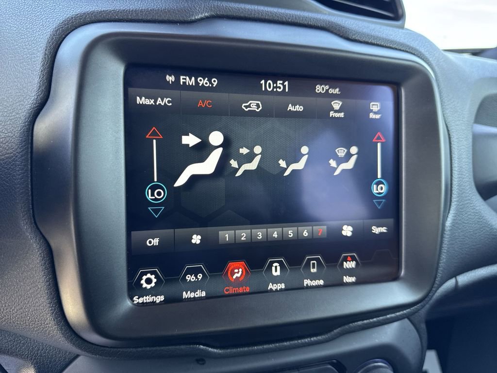 Used 2023 Jeep Renegade Trailhawk image 19