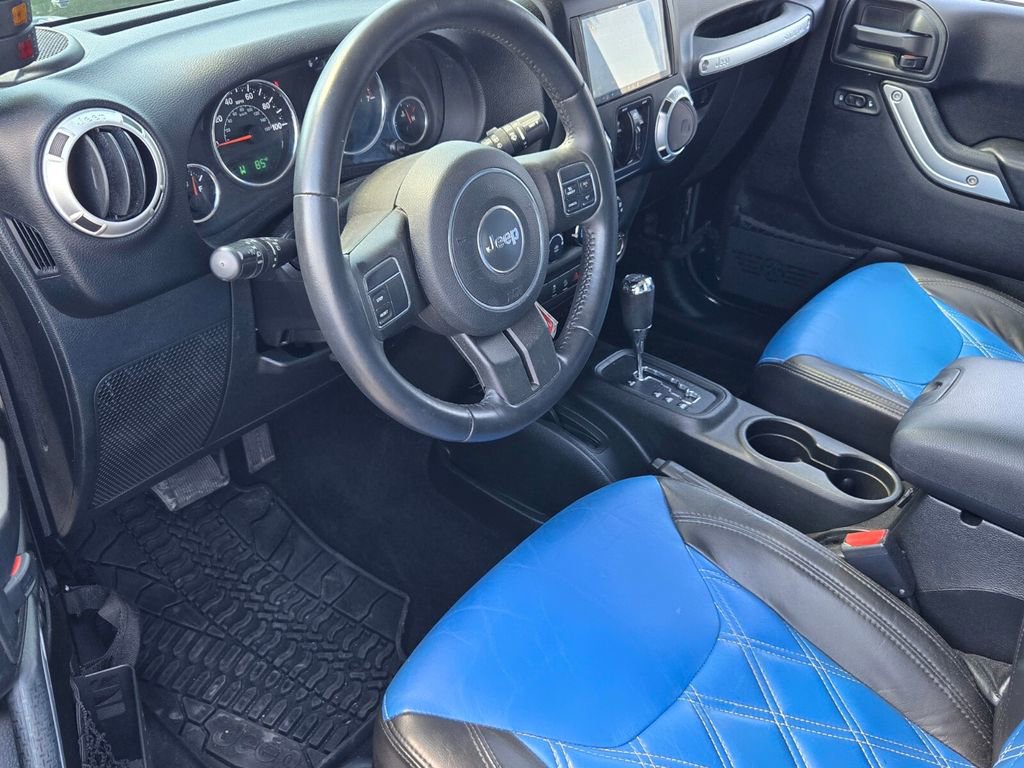 Used 2018 Jeep Wrangler Unlimited Sahara image 10