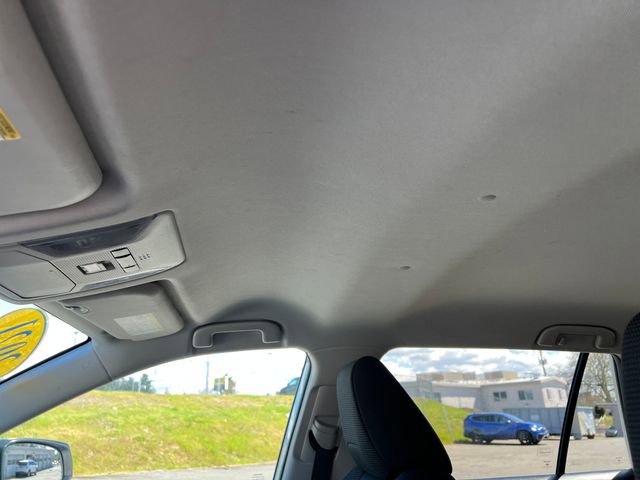 Used 2021 Toyota RAV4 LE FWD image 29