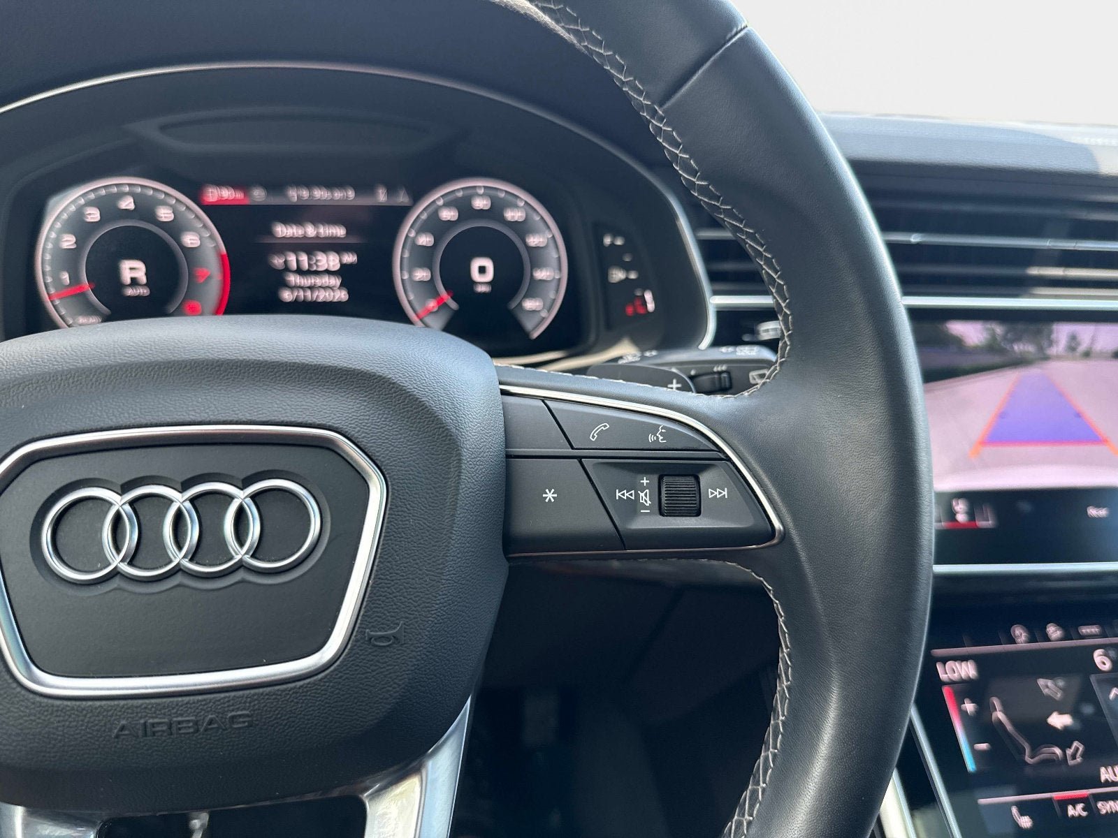 Used 2025 Audi Q7 3.0T Premium Plus AWD/4WD image 33