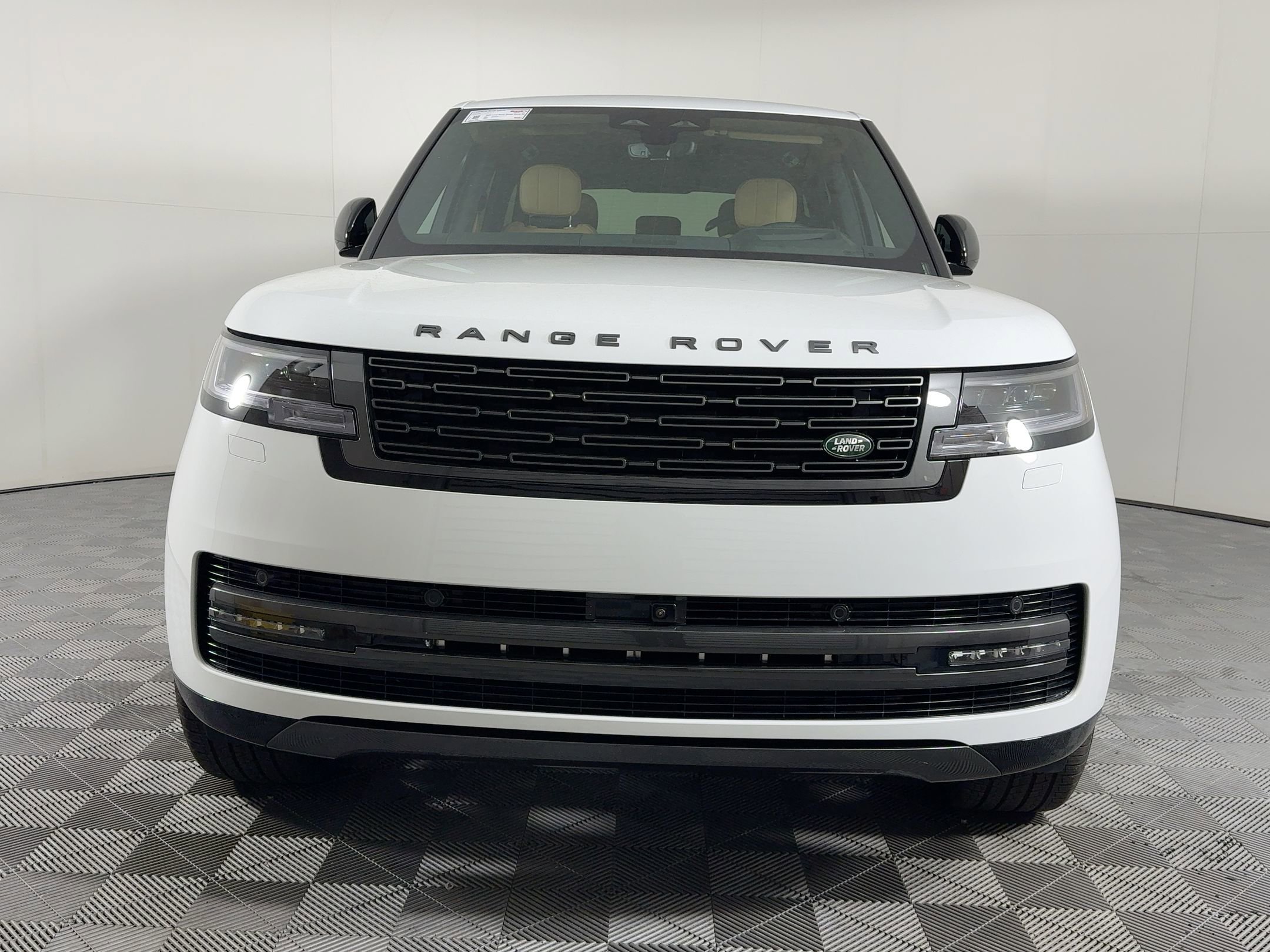 New 2026 Land Rover Range Rover SE image 6