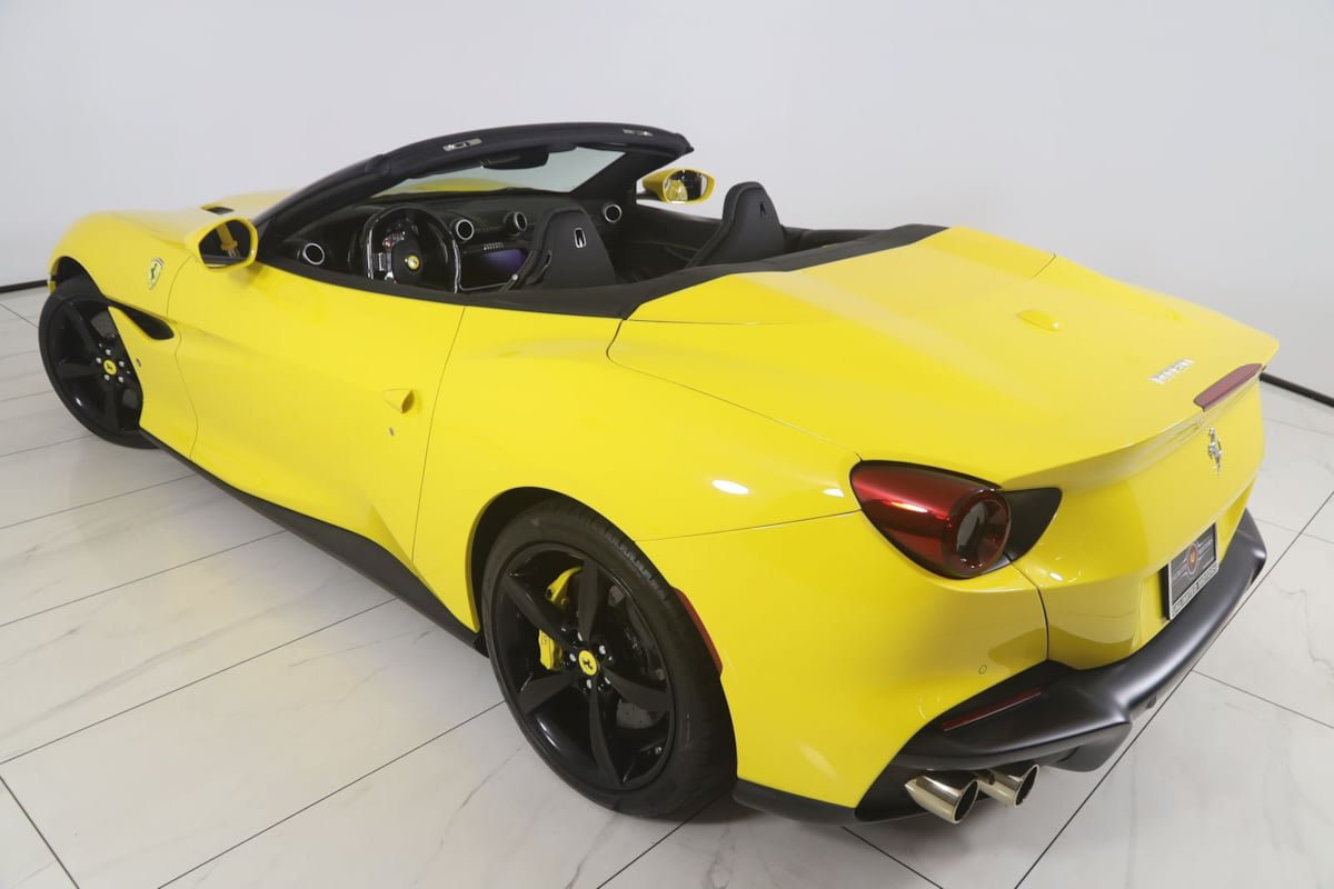 Used 2022 Ferrari Portofino M RWD image 37