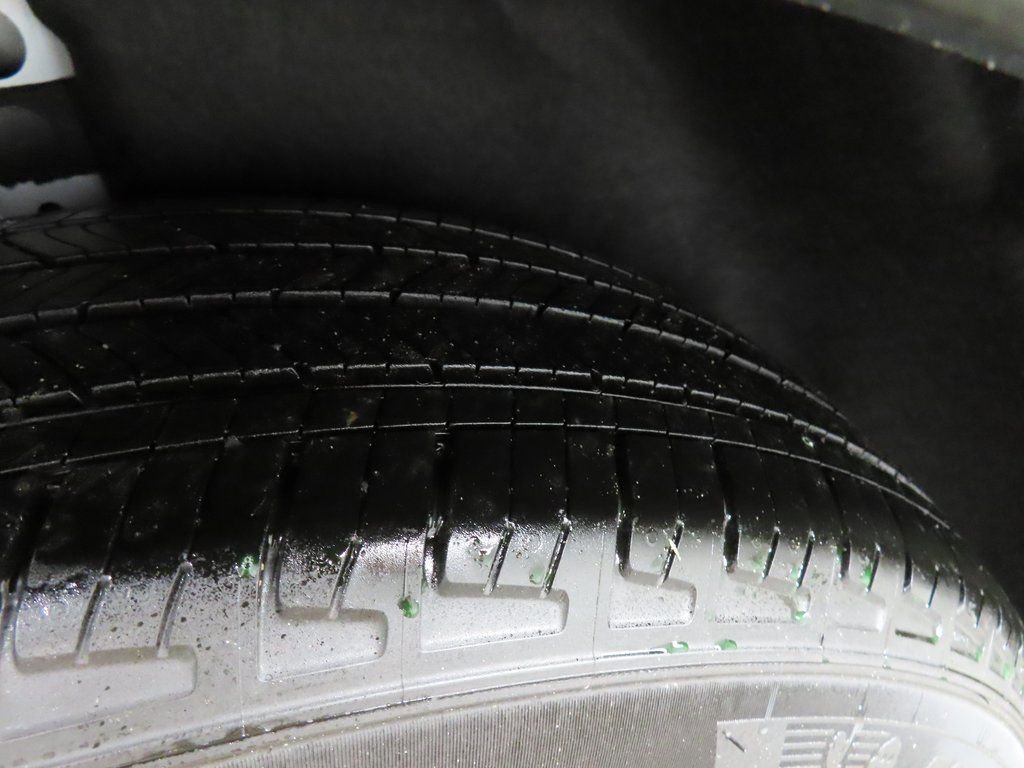 Used 2023 Ford Escape SE image 33