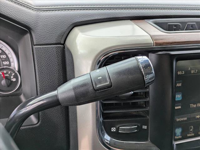 Used 2015 RAM 3500 Laramie w/ Convenience Group image 11