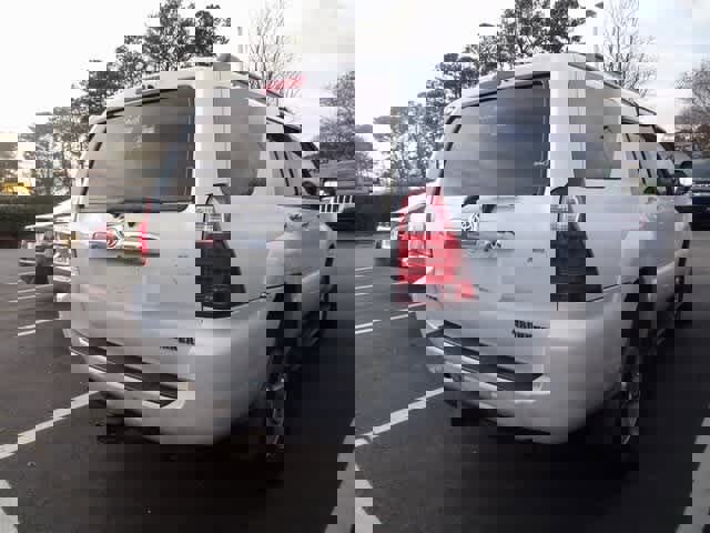 Used 2007 Toyota 4Runner SR5 image 4