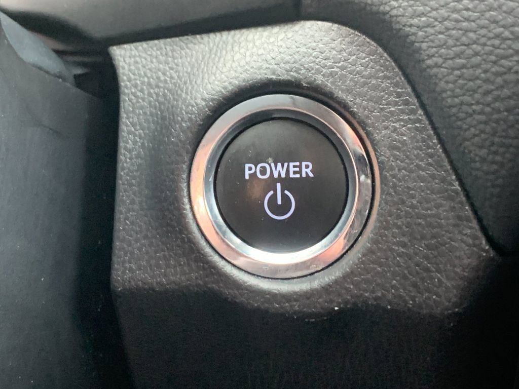 Used 2025 Toyota RAV4 XLE image 26