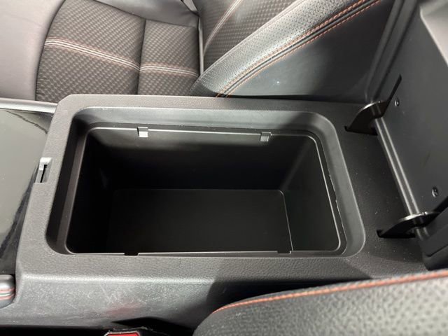 Used 2025 Nissan Altima 2.5 SR image 29