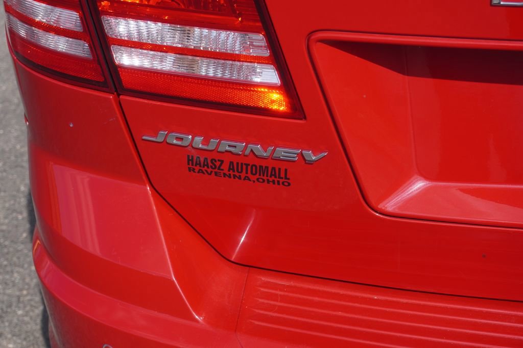 Used 2020 Dodge Journey SE FWD image 6