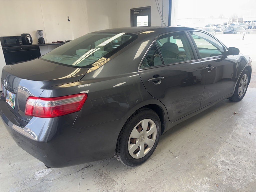 Used 2008 Toyota Camry LE image 4