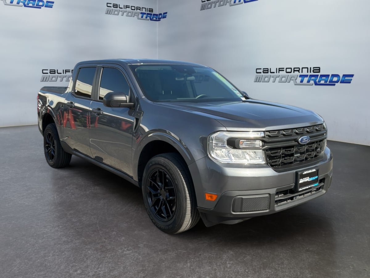 Used 2022 Ford Maverick XL FWD image 3