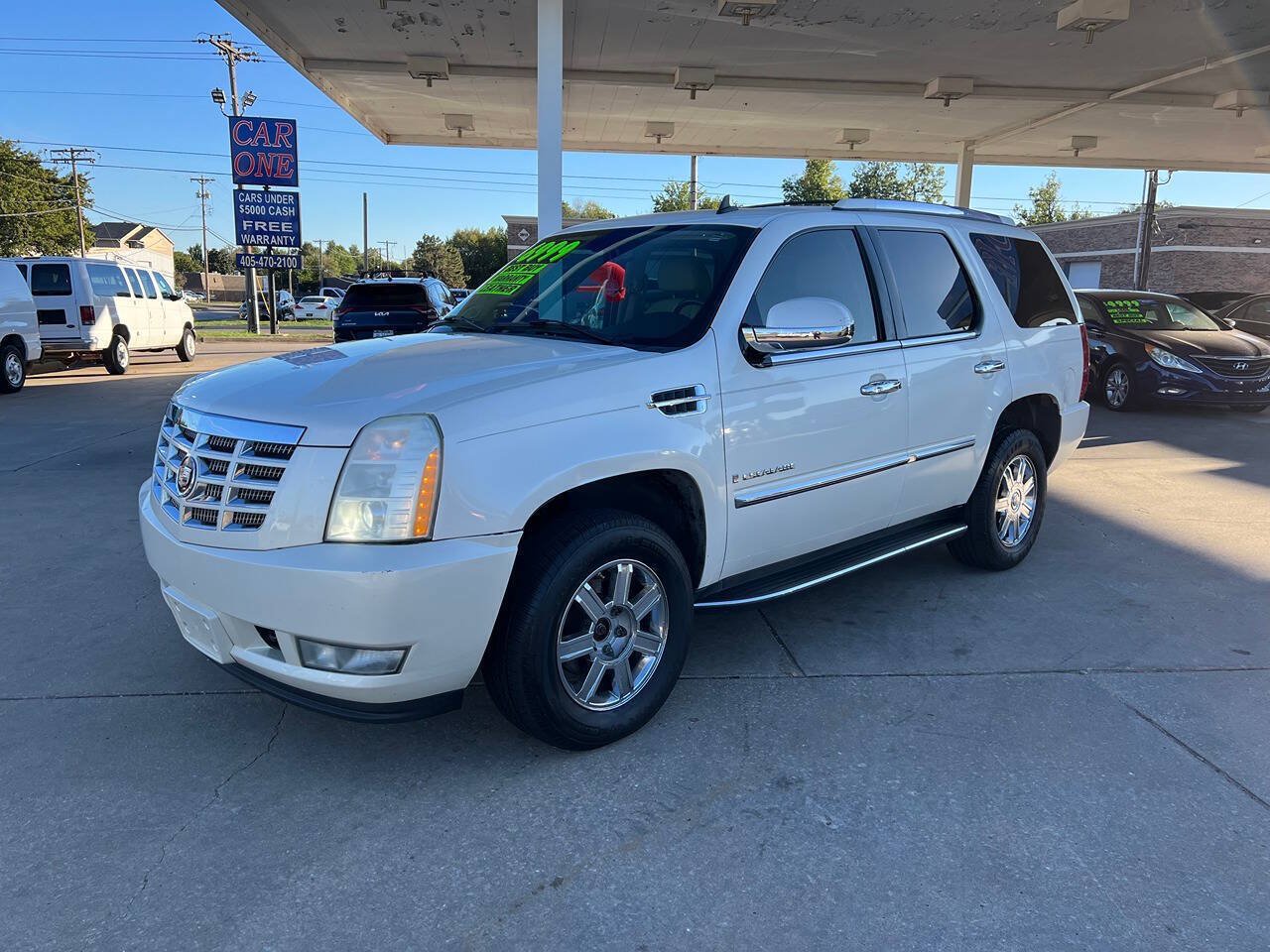 Used 2007 Cadillac Escalade AWD image 3