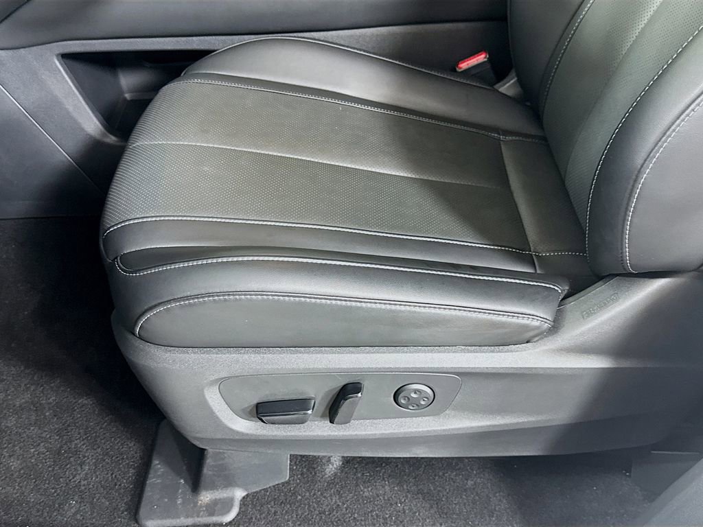 Certified 2026 INFINITI QX60 Luxe w/ Family Package image 25