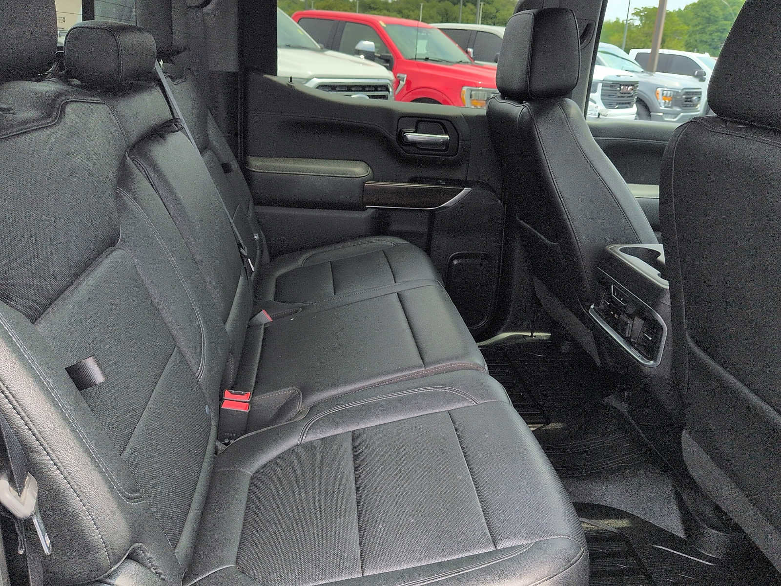 Used 2019 GMC Sierra 1500 SLT w/ SLT Premium Plus Package AWD/4WD image 11