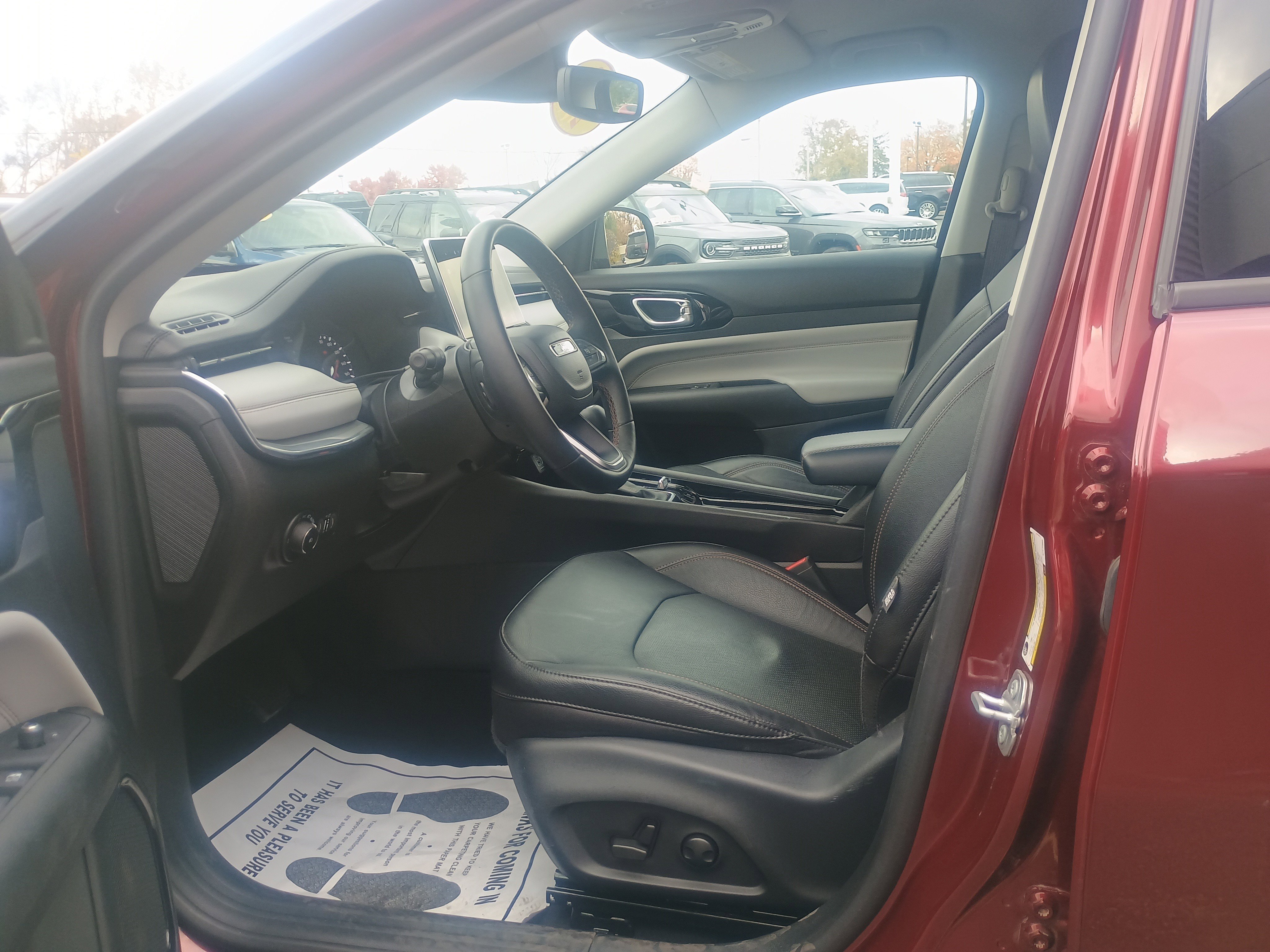 Used 2022 Jeep Compass Limited image 18