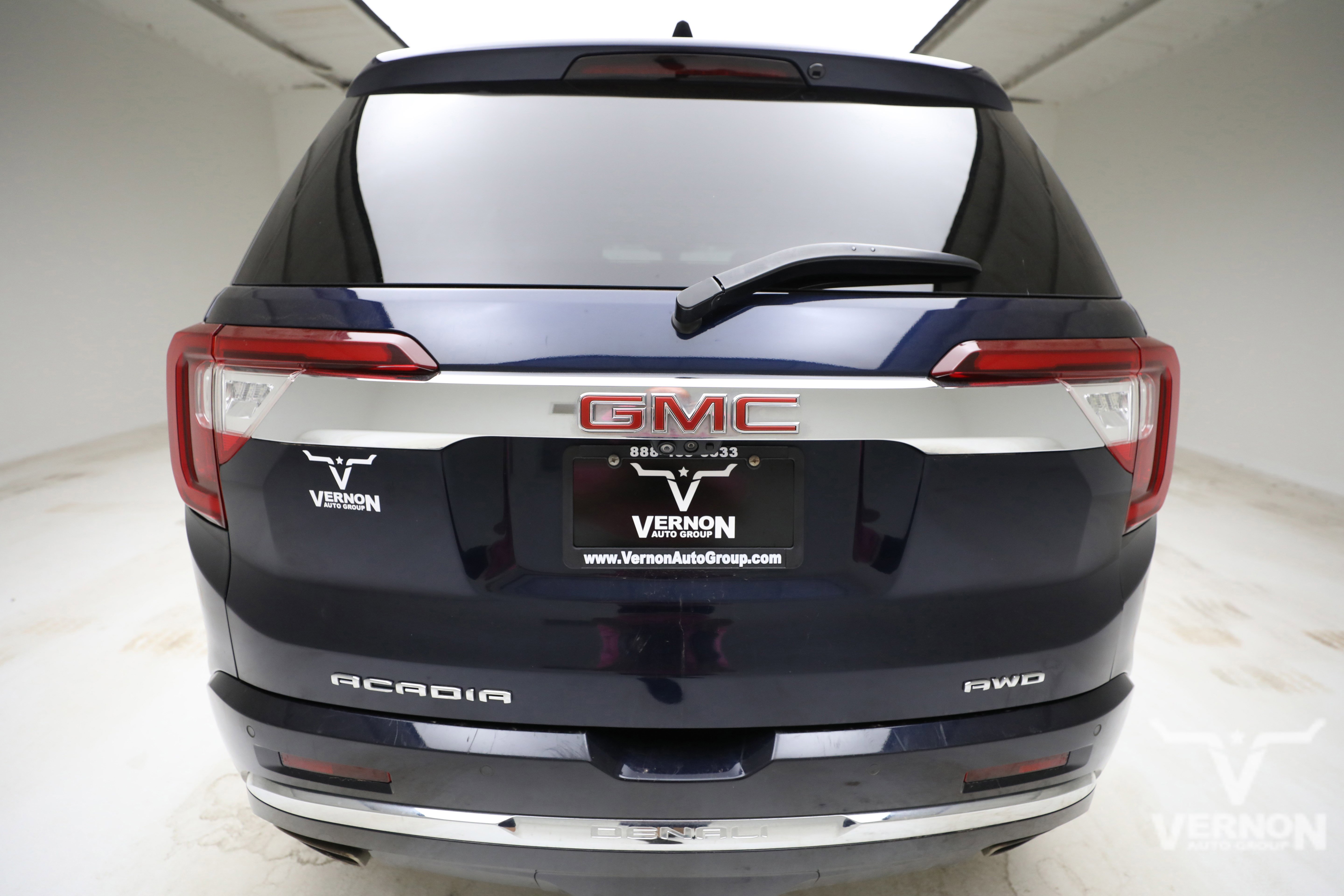 Used 2022 GMC Acadia Denali w/ Denali Ultimate Package image 4