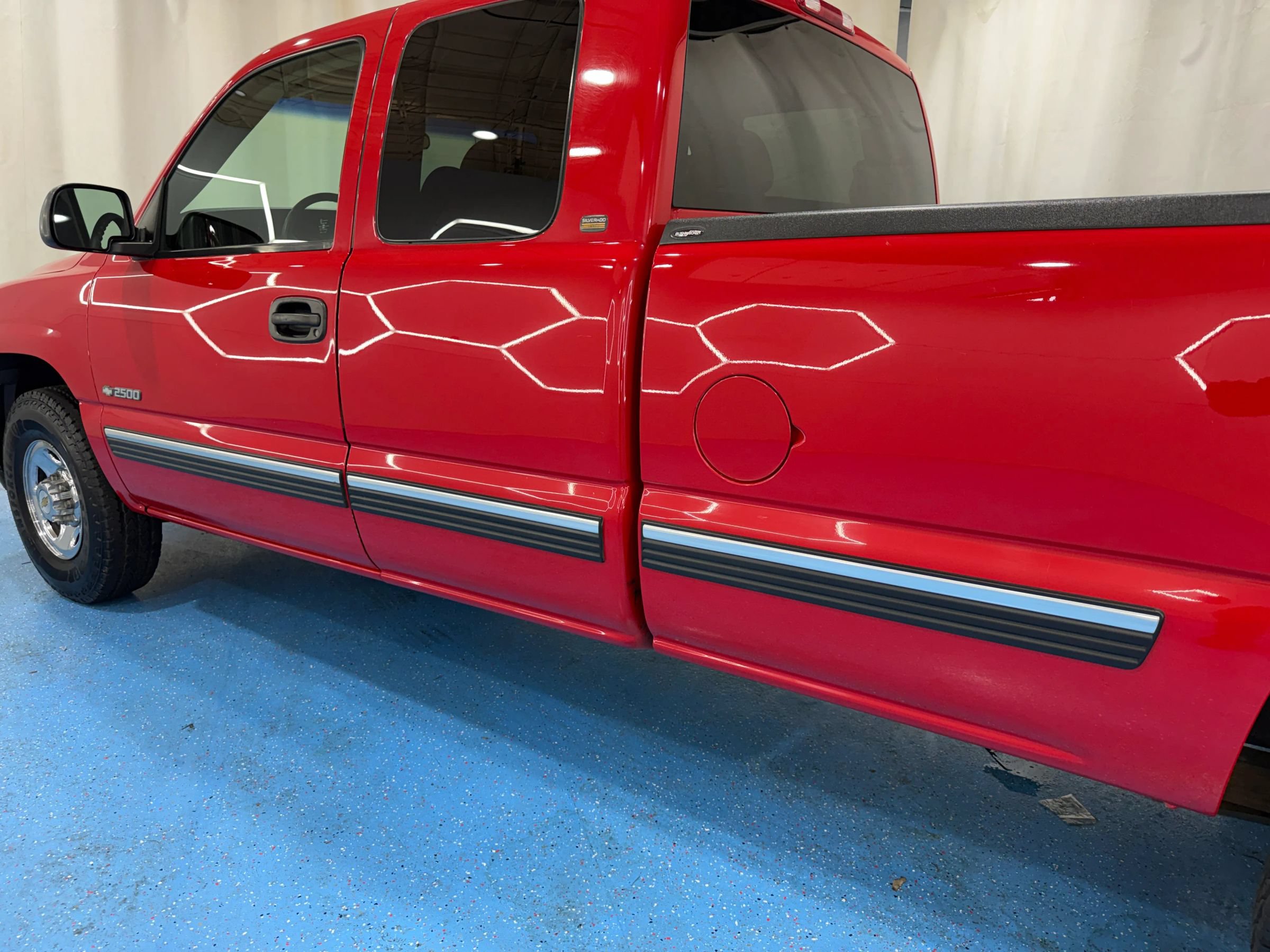 Used 1999 Chevrolet Silverado 2500 2WD Extended Cab w/ Exterior Appearance Pkg image 14