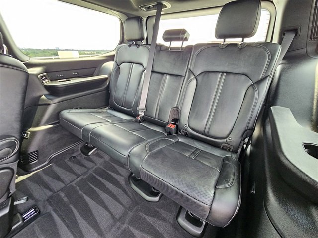 Used 2023 Jeep Wagoneer Series III w/ Premium Group I image 30