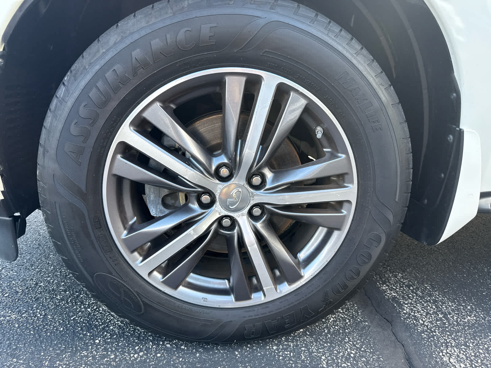 Used 2017 INFINITI QX60 Luxe w/ Premium Plus Package AWD/4WD image 9