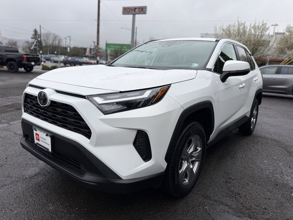 Certified 2025 Toyota RAV4 XLE image 4