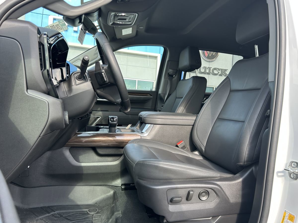 Used 2025 Chevrolet Silverado 1500 RST w/ RST All Star Premium Package image 11