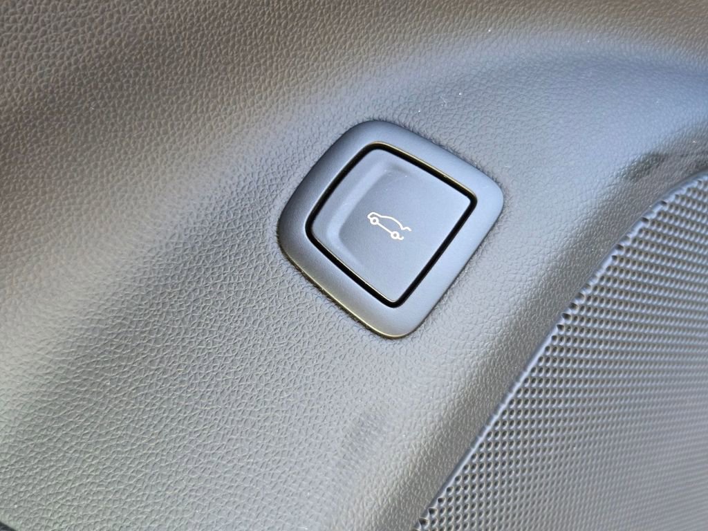 Certified 2025 Cadillac CT5 Sport image 32