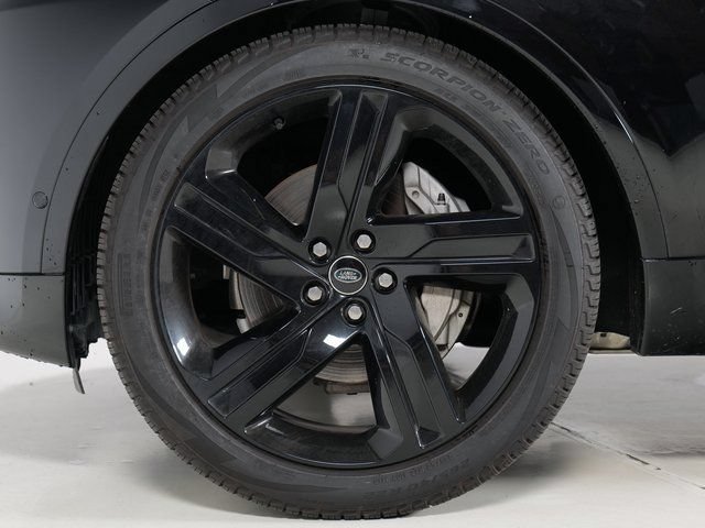 Certified 2025 Land Rover Discovery Dynamic SE AWD/4WD image 9