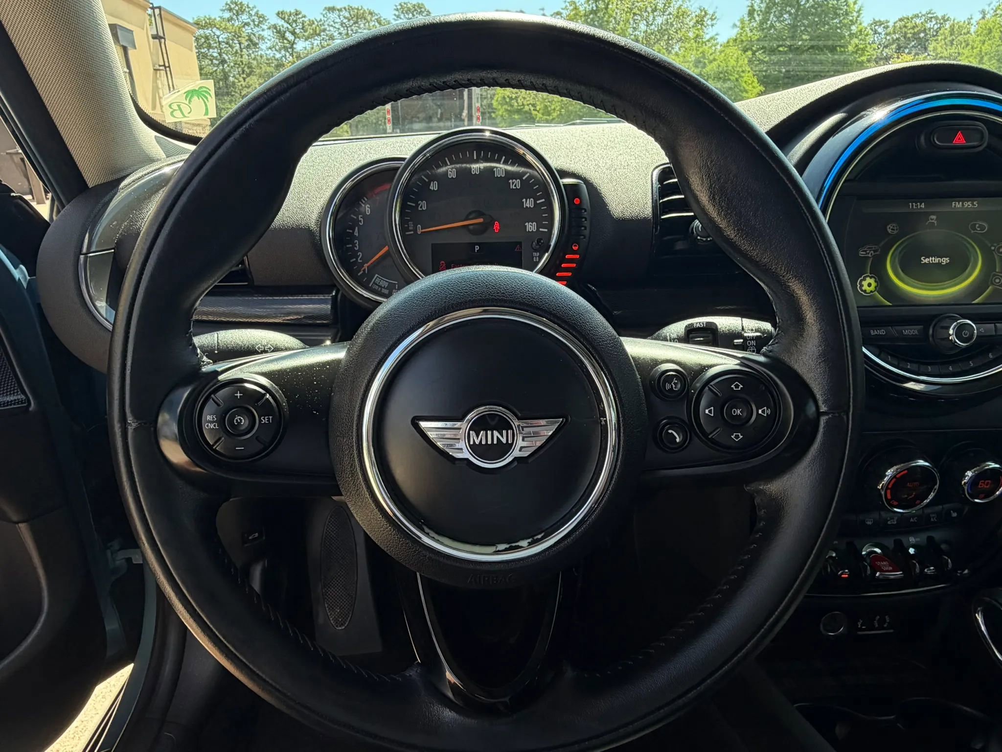 Used 2017 MINI Cooper Clubman ALL4 AWD/4WD image 16