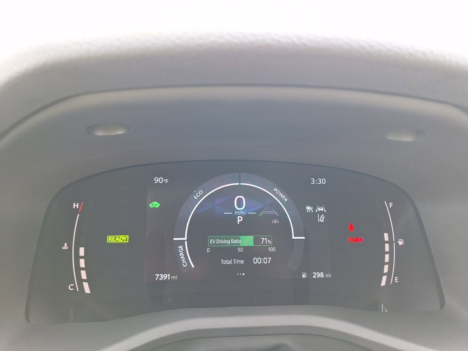 Used 2025 Toyota Camry LE w/ Convenience Package image 19