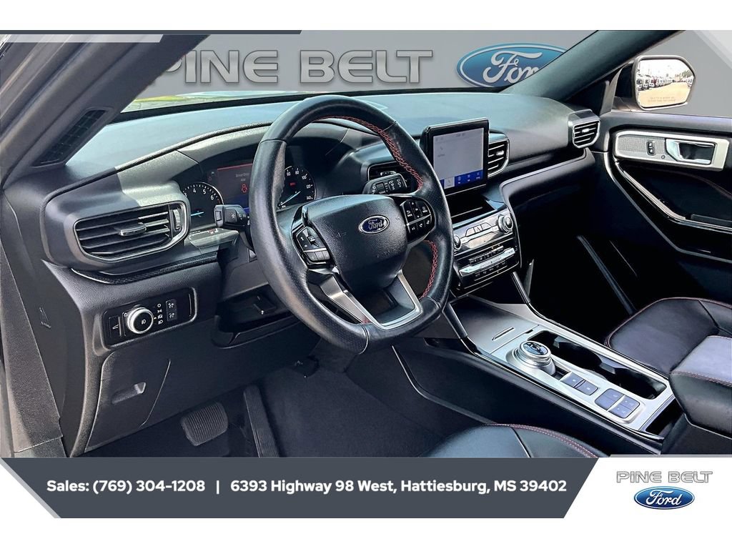 Certified 2022 Ford Explorer ST-Line w/ Class IV Trailer Tow Package RWD image 12