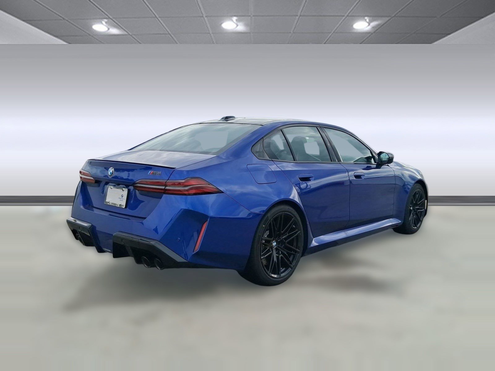 New 2026 BMW M5 w/ Executive Package AWD/4WD image 9