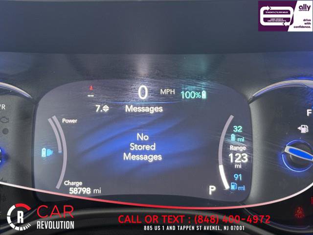 Used 2021 Chrysler Pacifica Touring-L FWD image 32