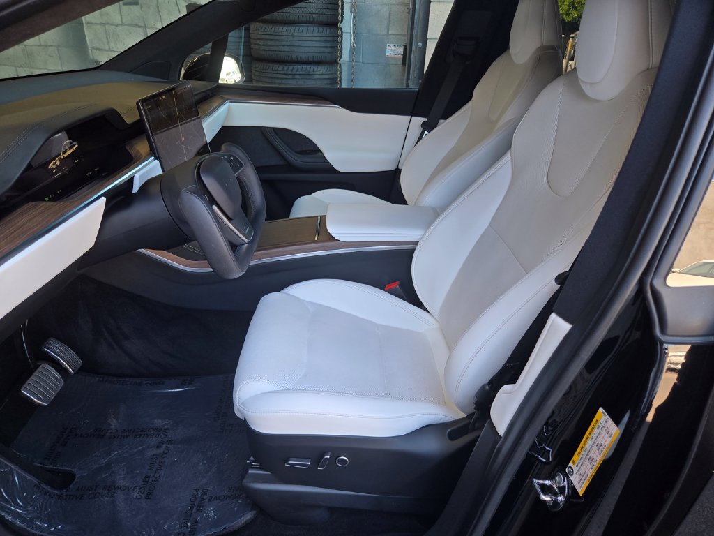 Used 2023 Tesla Model X AWD/4WD image 19