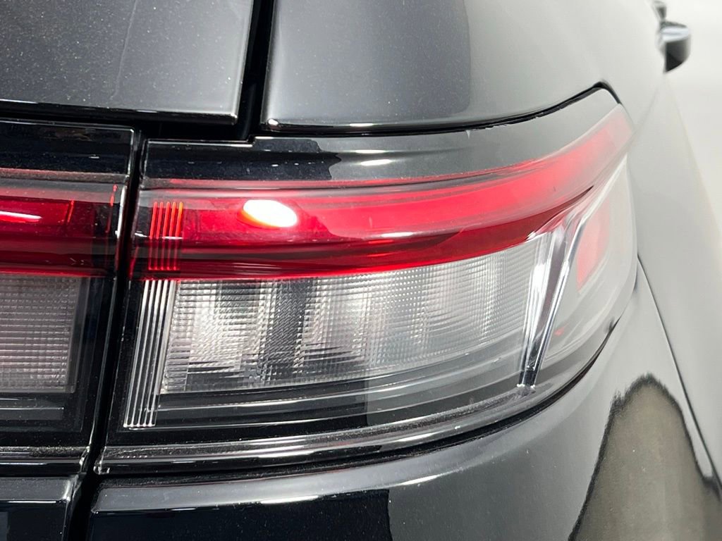 Used 2023 Jeep Grand Cherokee Overland w/ Luxury Tech Group IV image 38